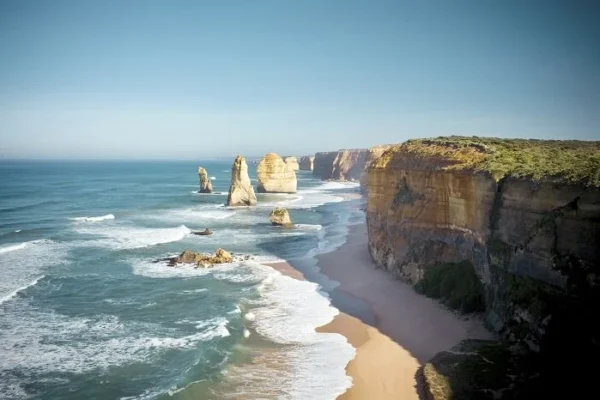 Great Ocean Road & 12 Apostles Day Tour